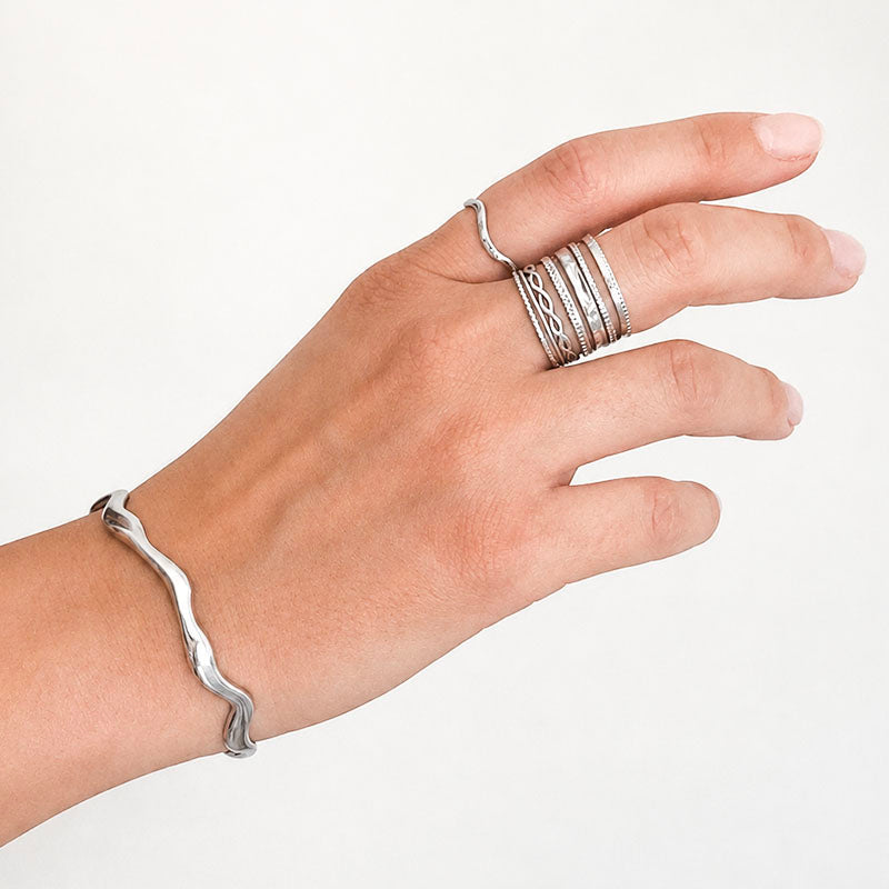 Silver tone stainless steel jewellery collection — Tamola Jewellery