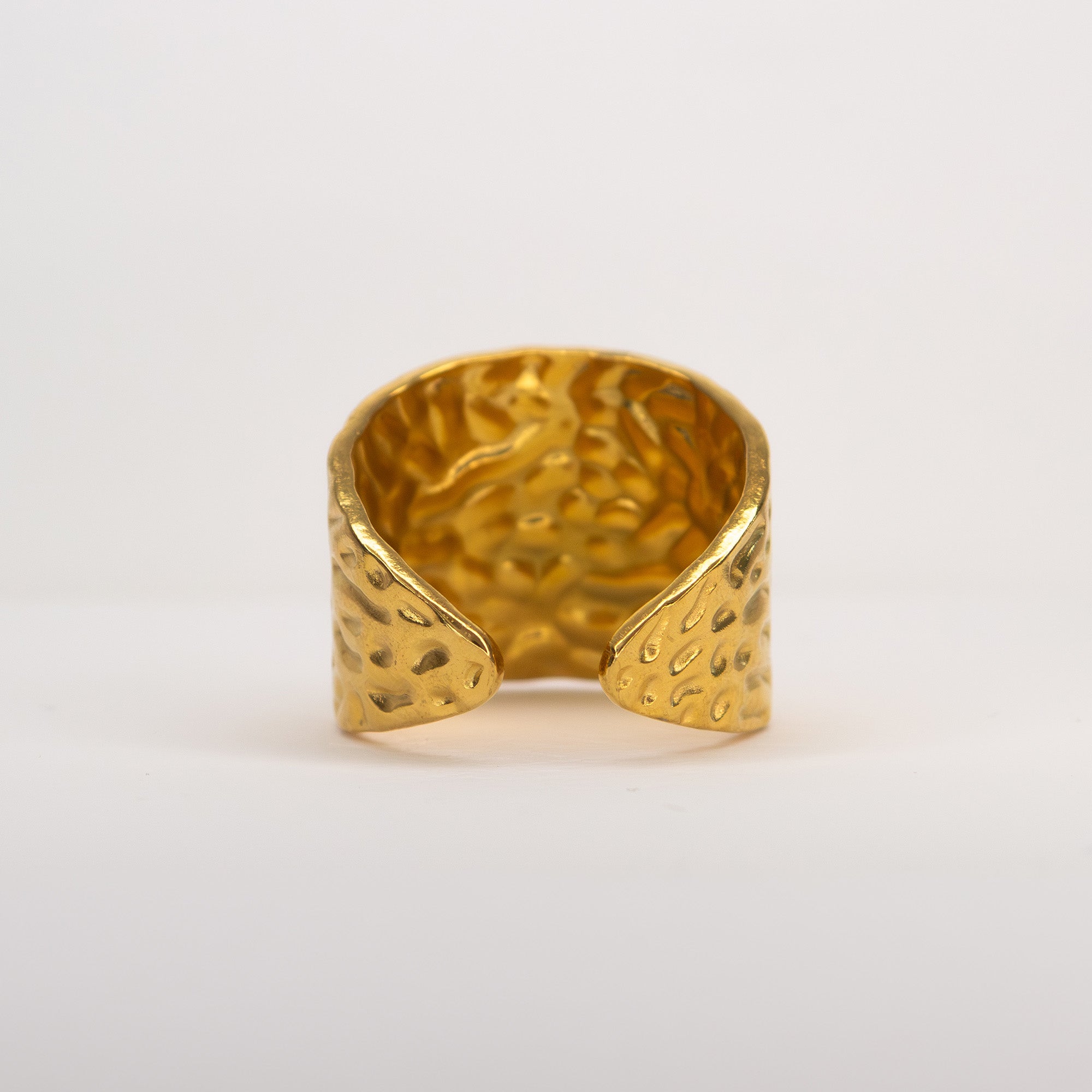 Alva Textured Ring