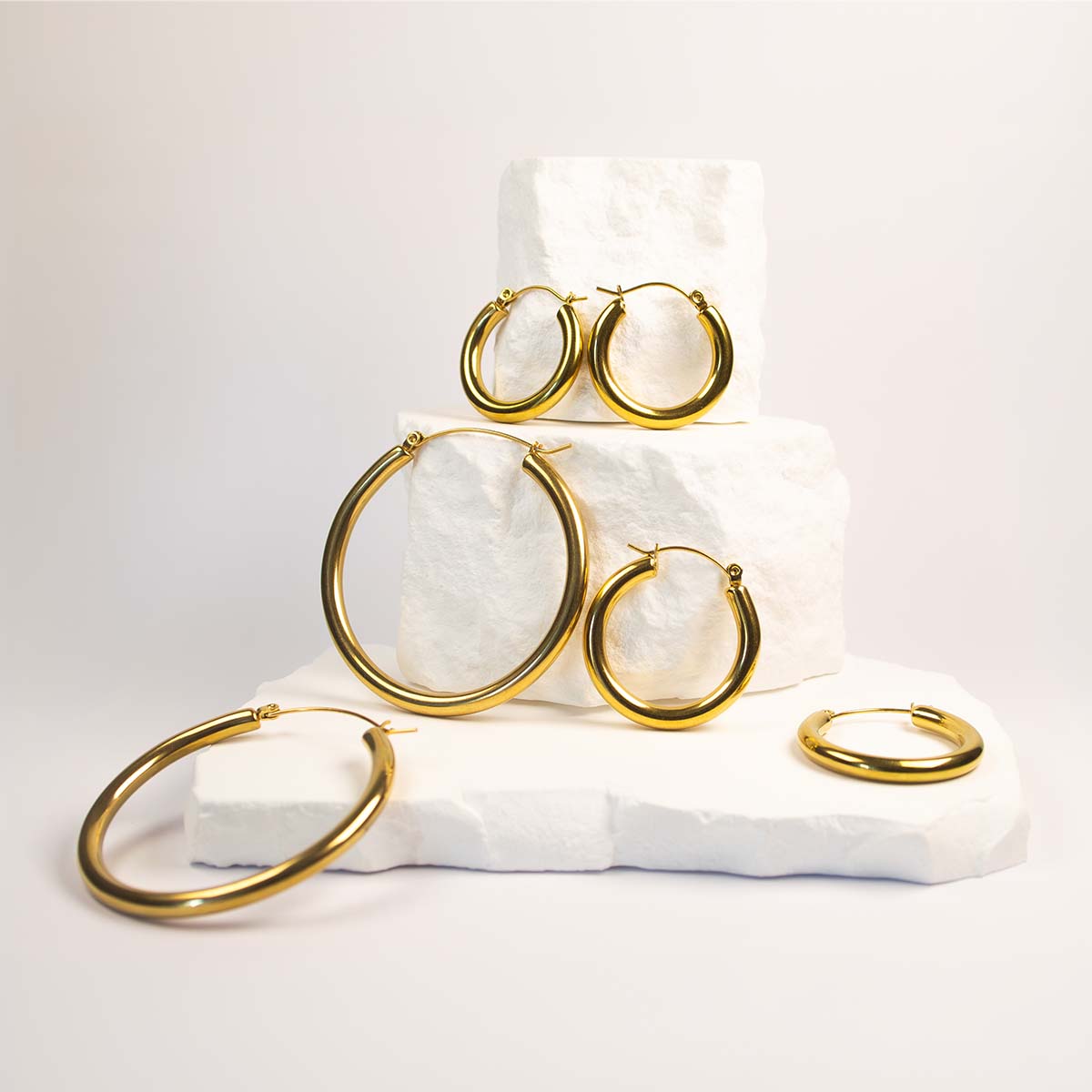 Gwen Classic Hoop Earrings