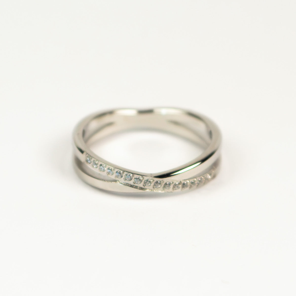 Mette Zircon Cross Ring