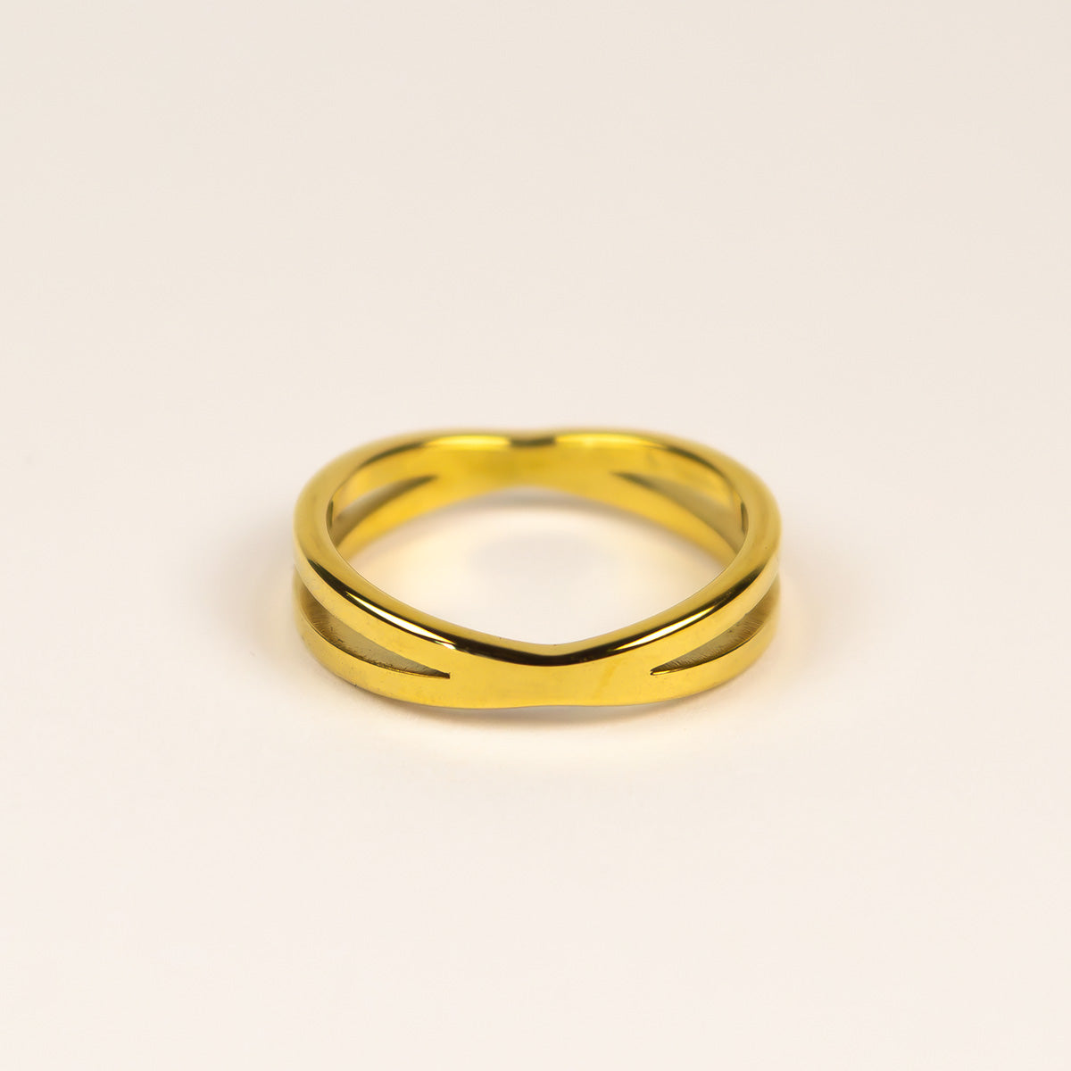 Mette Zircon Cross Ring