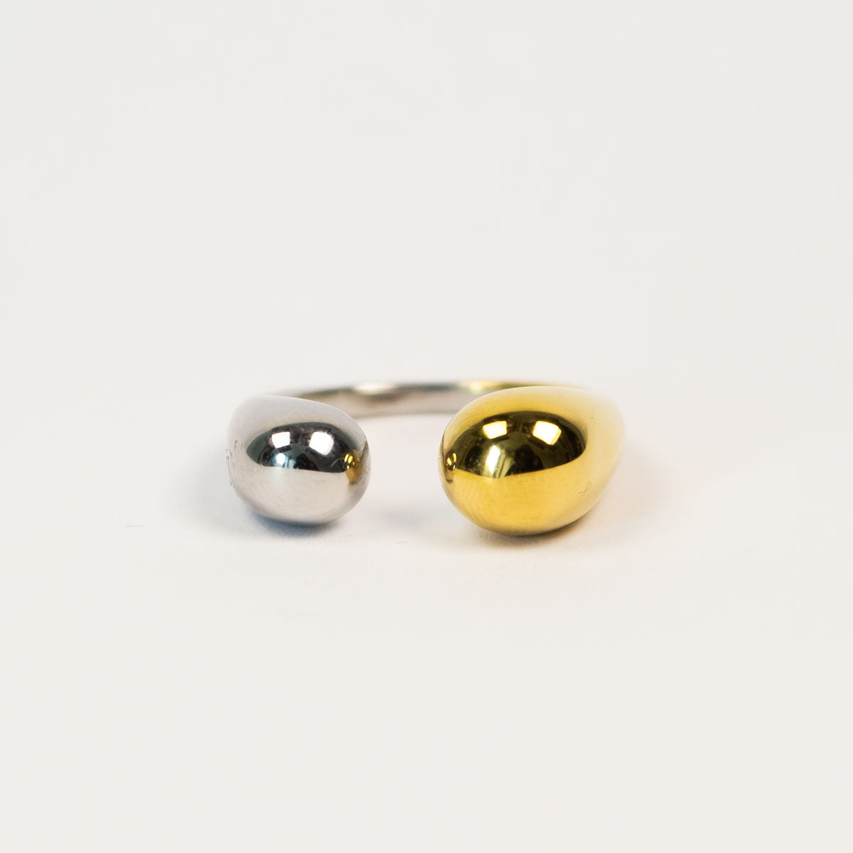 Orla Teardrop Ring