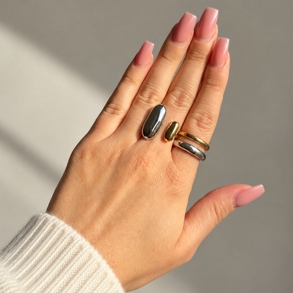 Tove Capsule Ring