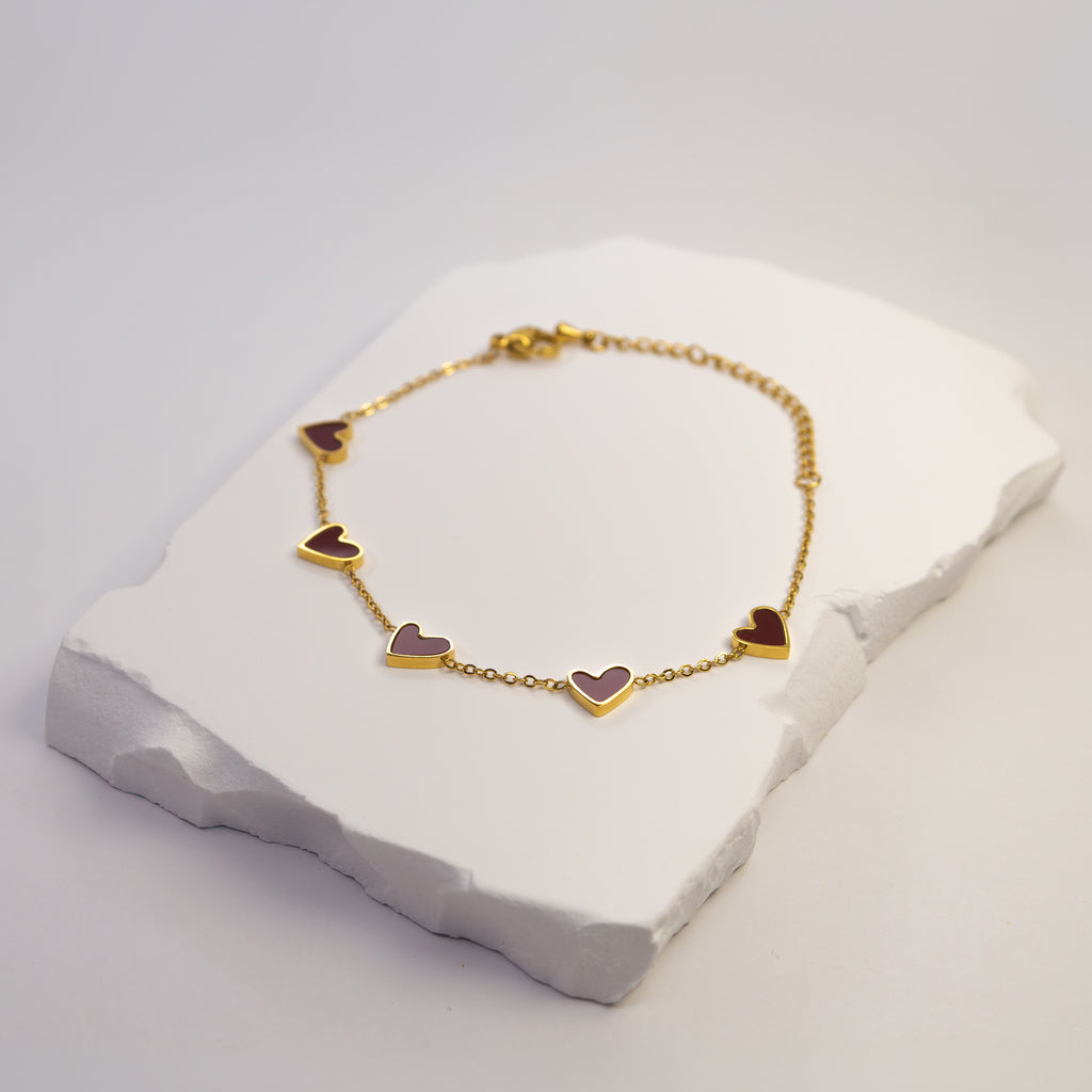 Amora Hartjesketting Armband