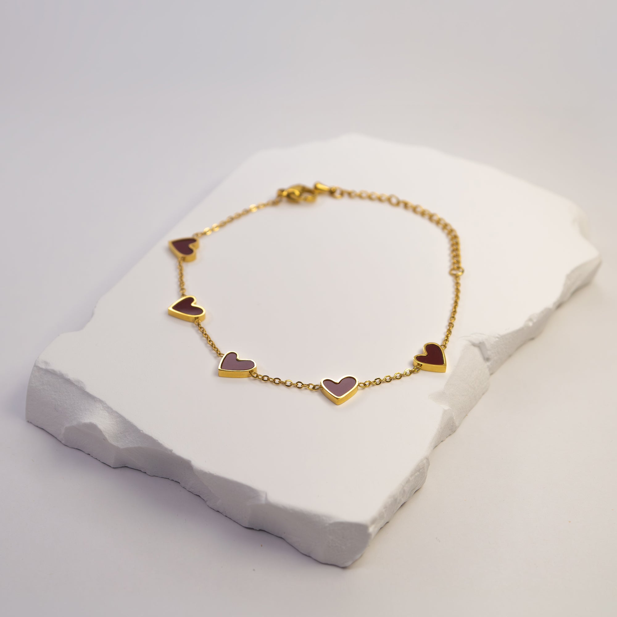 Amora Hartjesketting Armband