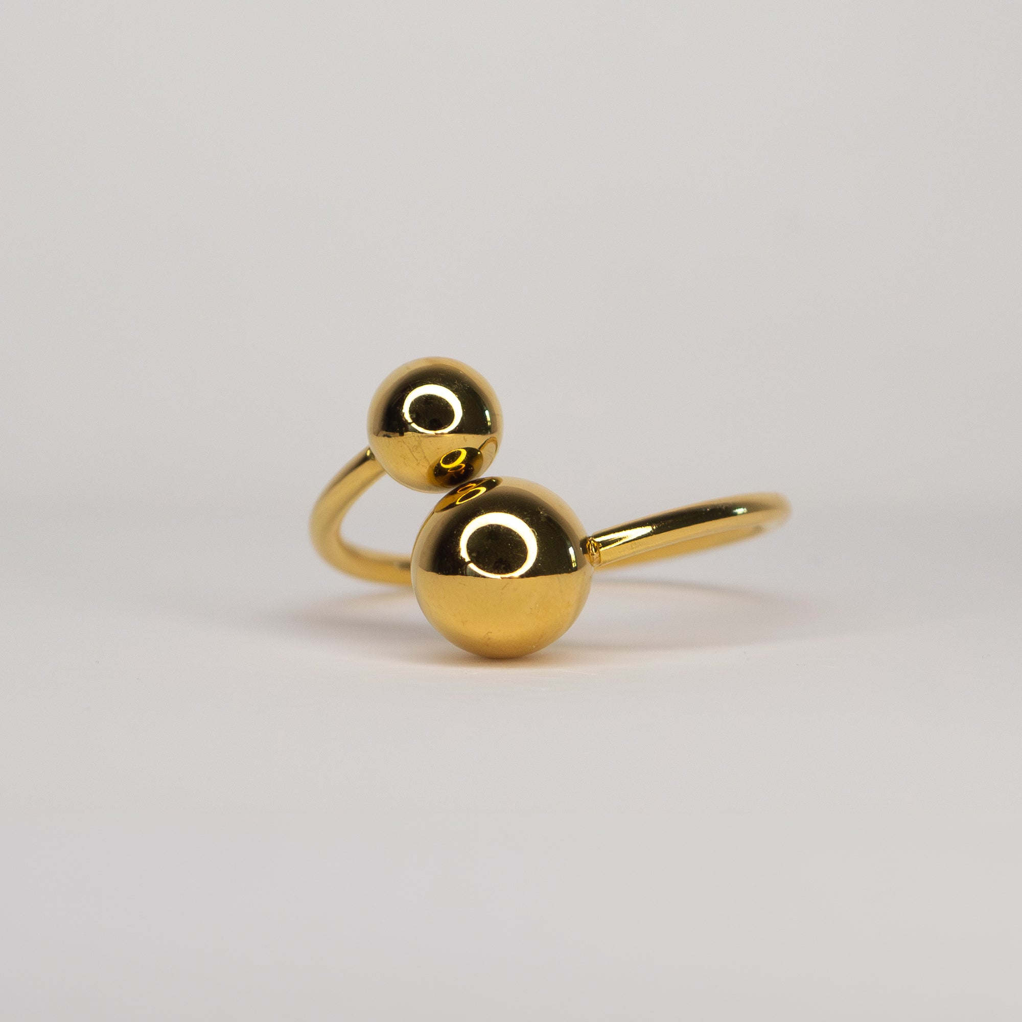 Nomi Sphere Ring
